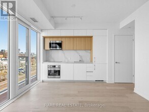 322 Dupont St in Toronto, ON - Building Photo - Building Photo