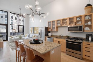 1120 S 2nd St, Unit 304 in Minneapolis, MN - Building Photo