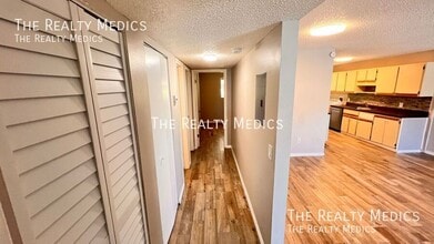 836 W Rosewood Ln in Tavares, FL - Building Photo - Building Photo