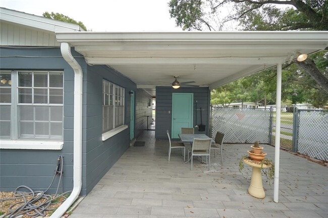 4202 W Wisconsin Ave in Tampa, FL - Building Photo - Building Photo