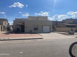 10640 Cuatro Vistas Dr in El Paso, TX - Building Photo - Building Photo