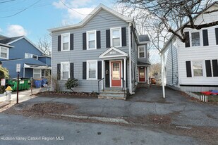 343 Washington Ave in Kingston, NY - Building Photo