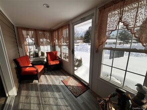 44 Trent Ct in Ridge, NY - Building Photo - Building Photo