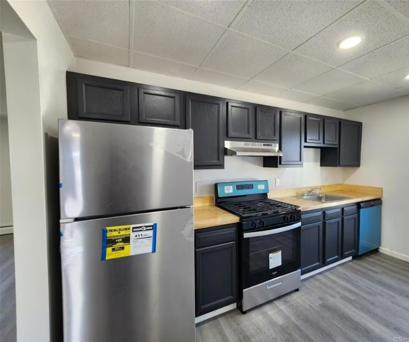 187 Central Ave-Unit -B in Norwich, CT - Building Photo