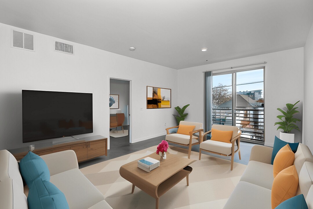 Larimer 35 in Denver, CO - Building Photo