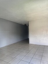 42 NW 6th Ave-Unit -1 in Dania Beach, FL - Building Photo - Building Photo