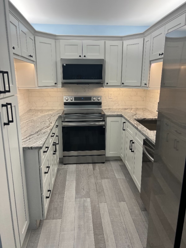 property at 2688 Pine Ridge Way N