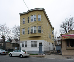 518 E 19th St in Paterson, NJ - Building Photo - Building Photo