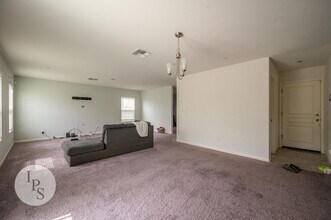 661 9th St in Sanger, CA - Building Photo - Building Photo