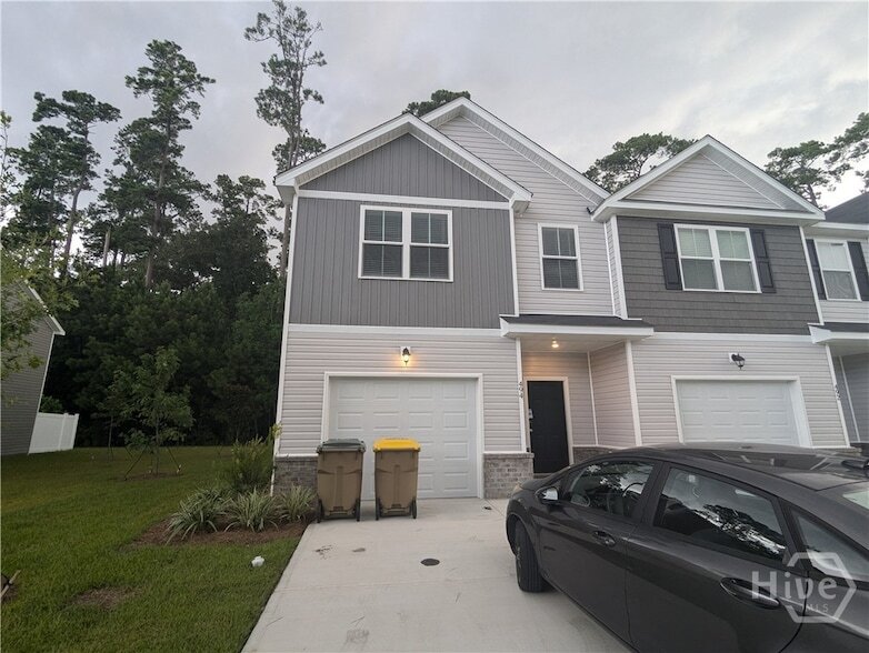 494 Gov Treutlen Cir in Pooler, GA - Building Photo