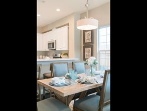 271 Via Las Casitas in Templeton, CA - Building Photo - Building Photo