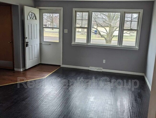 5857 Divide Rd in Niagara Falls, NY - Building Photo - Building Photo