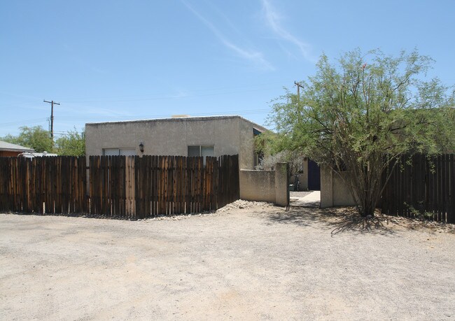 1136-1142 E Drachman St in Tucson, AZ - Building Photo - Building Photo