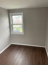 735 Audrey Dr, Unit 2 in Rahway, NJ - Foto de edificio - Building Photo