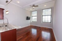 Umbrella Building photo'