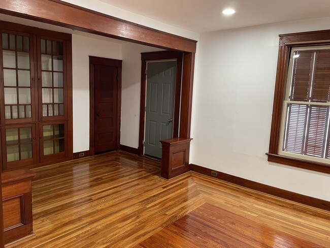 226 Broad St in Meriden, CT - Building Photo - Building Photo