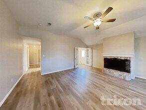 3005 Scenic Glen Dr in Mansfield, TX - Building Photo - Building Photo