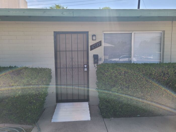 4525 E Lee St in Tucson, AZ - Building Photo