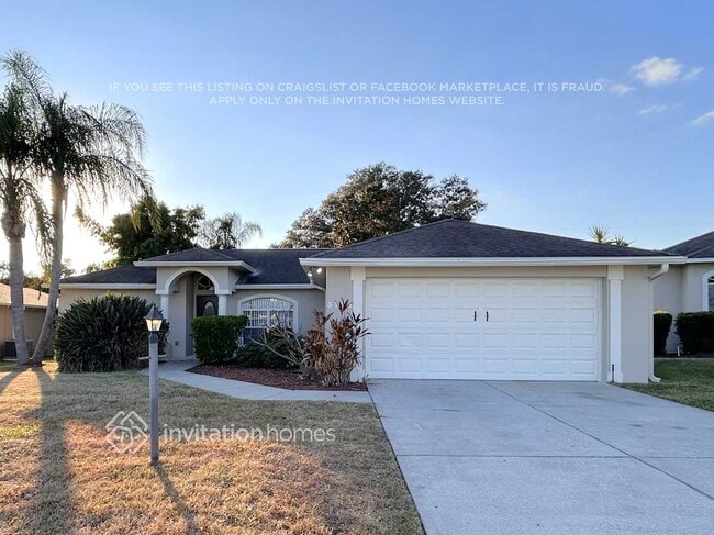 property at 3171 Huntington Ln