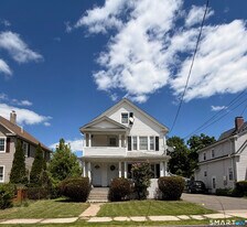6-8 Fuller Ave in East Hartford, CT - Building Photo