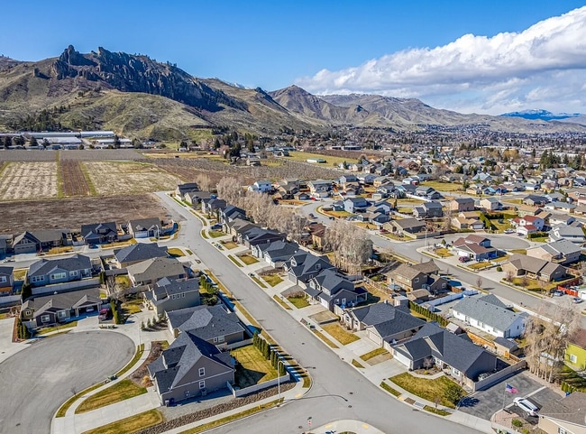 632 Craig Ave in Wenatchee, WA - Building Photo - Building Photo