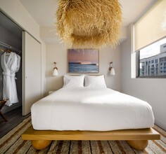 698 NE 1st Ave-Unit -ID1040498P in Miami, FL - Building Photo - Building Photo