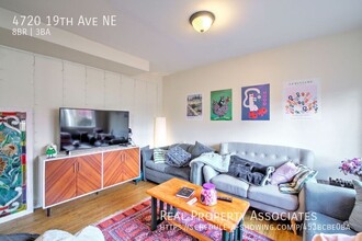 4720 19th Ave NE in Seattle, WA - Building Photo - Building Photo