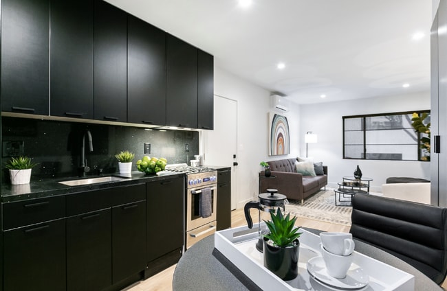 223 Lucas Ave in Los Angeles, CA - Building Photo - Building Photo