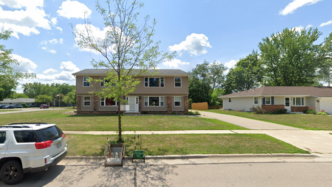 property at 807 Sue Ln