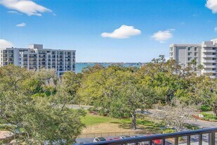 150 Belleview Blvd, Unit 508 in Belleair, FL - Building Photo