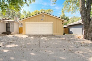 8709 E 109 Terrace in Kansas City, MO - Building Photo