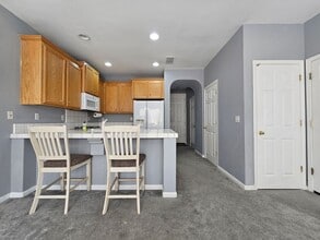 3440 Tice Creek Way in Sacramento, CA - Building Photo - Building Photo