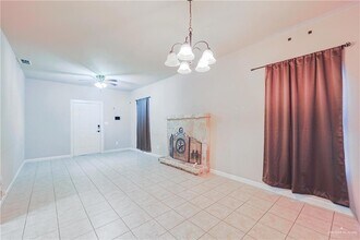 742 S Texas Ave in Mercedes, TX - Building Photo - Building Photo