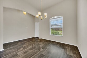 5227 Victoria Lndg Trl in Katy, TX - Foto de edificio - Building Photo