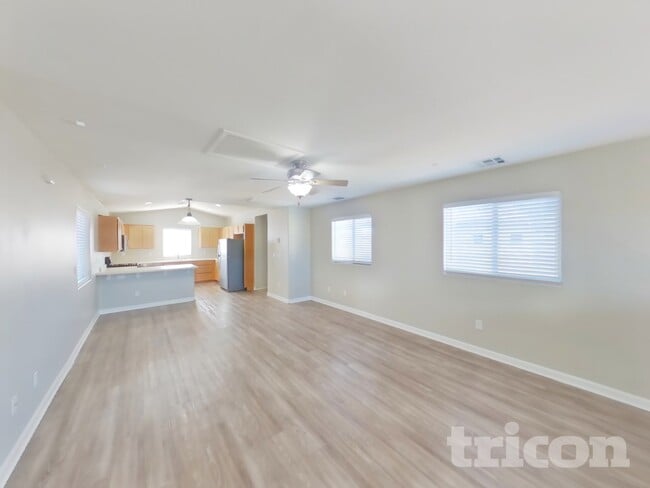 3613 E Carisbrook Dr in North Las Vegas, NV - Building Photo - Building Photo