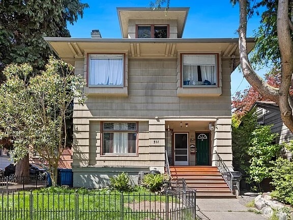 711 Summit Ave E, Unit C