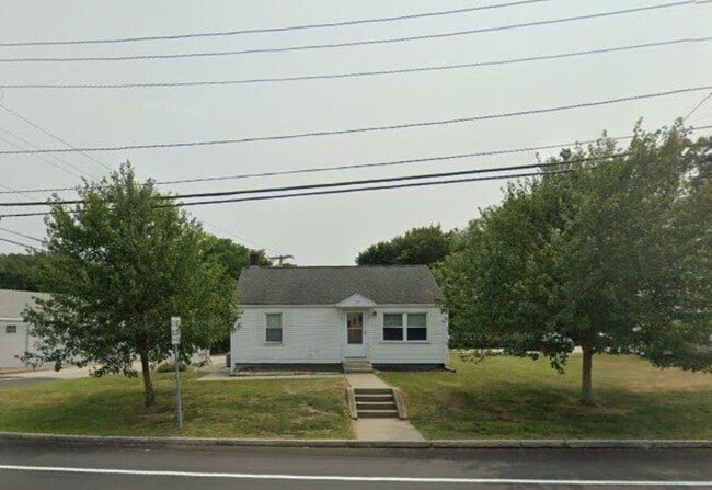 property at 779 Southbridge St