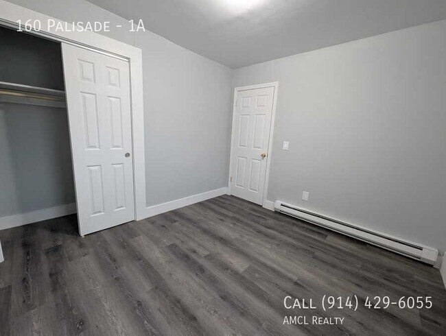 160 Palisade Ave-Unit -1A in Yonkers, NY - Building Photo - Building Photo