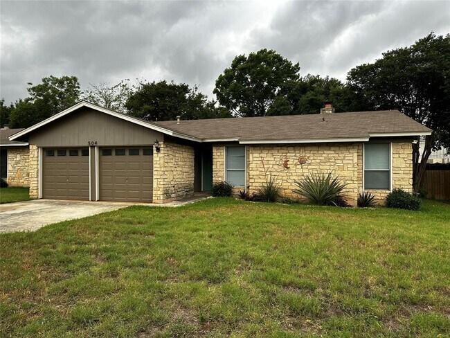 504 Suzzane Rd in Pflugerville, TX - Building Photo - Building Photo