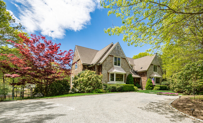property at 34 Chatfields Ridge Rd
