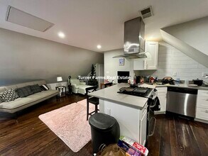 19 Dorset St, Unit 3 in Boston, MA - Building Photo - Building Photo