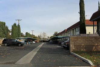 Magnolia Apartments in Riverside, CA - Building Photo - Building Photo