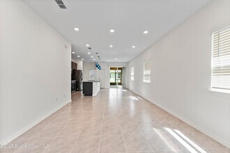 1037 Canfield Cir in Melbourne, FL - Building Photo - Building Photo