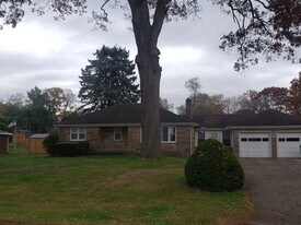 2824 Wise Ave NW in Canton, OH - Building Photo