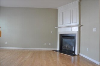 1012 Whittington Way in Alpharetta, GA - Building Photo - Building Photo