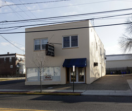 200 W Kings Hwy in Mt Ephraim, NJ - Building Photo - Building Photo