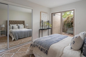 95 Montsalas Dr in Monterey, CA - Building Photo - Building Photo