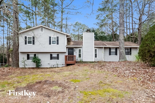 property at 2592 Chippewa Ct NW