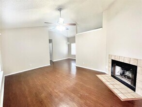 216 Freedom Ln in Arlington, TX - Building Photo - Building Photo