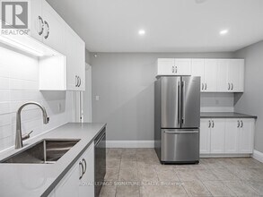 229 Winona Dr in Toronto, ON - Building Photo - Building Photo